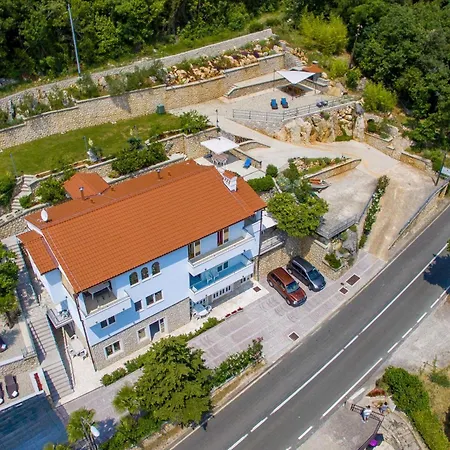 In Obrs Mit Kleiner Terrasse Und Meerblick Apartment