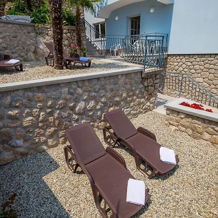 In Obrs Mit Kleiner Terrasse Und Meerblick Apartment