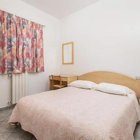 Apartment In Obrs Mit Kleiner Terrasse Und Meerblick Moscenicka Draga